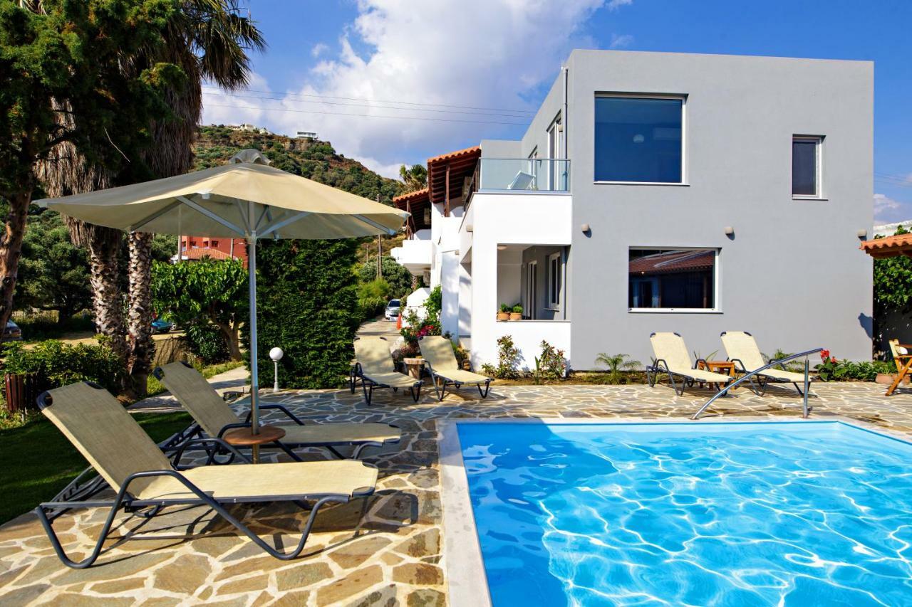 Irida Guesthouse By The Pool Plakias Exteriör bild