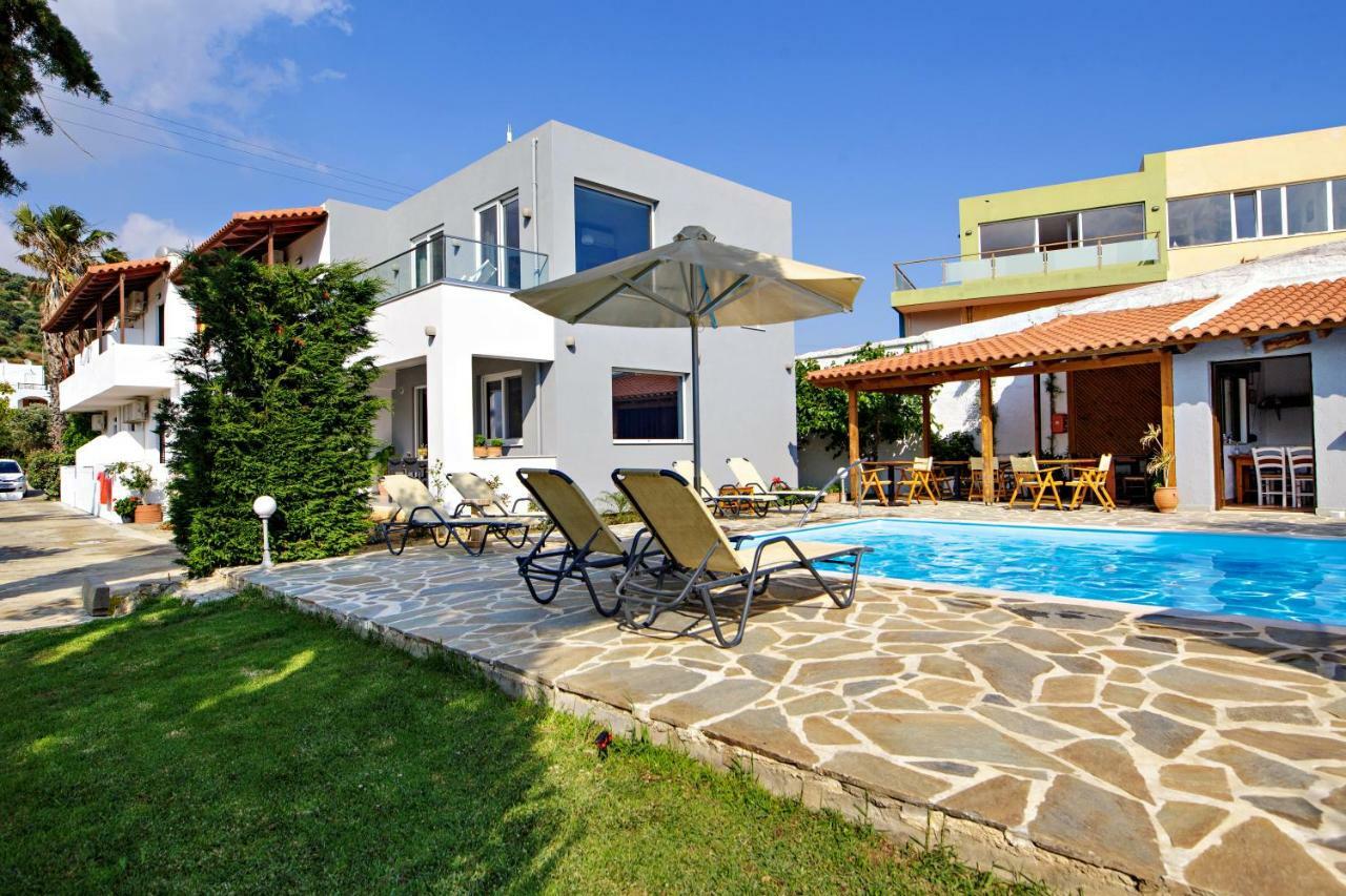 Irida Guesthouse By The Pool Plakias Exteriör bild